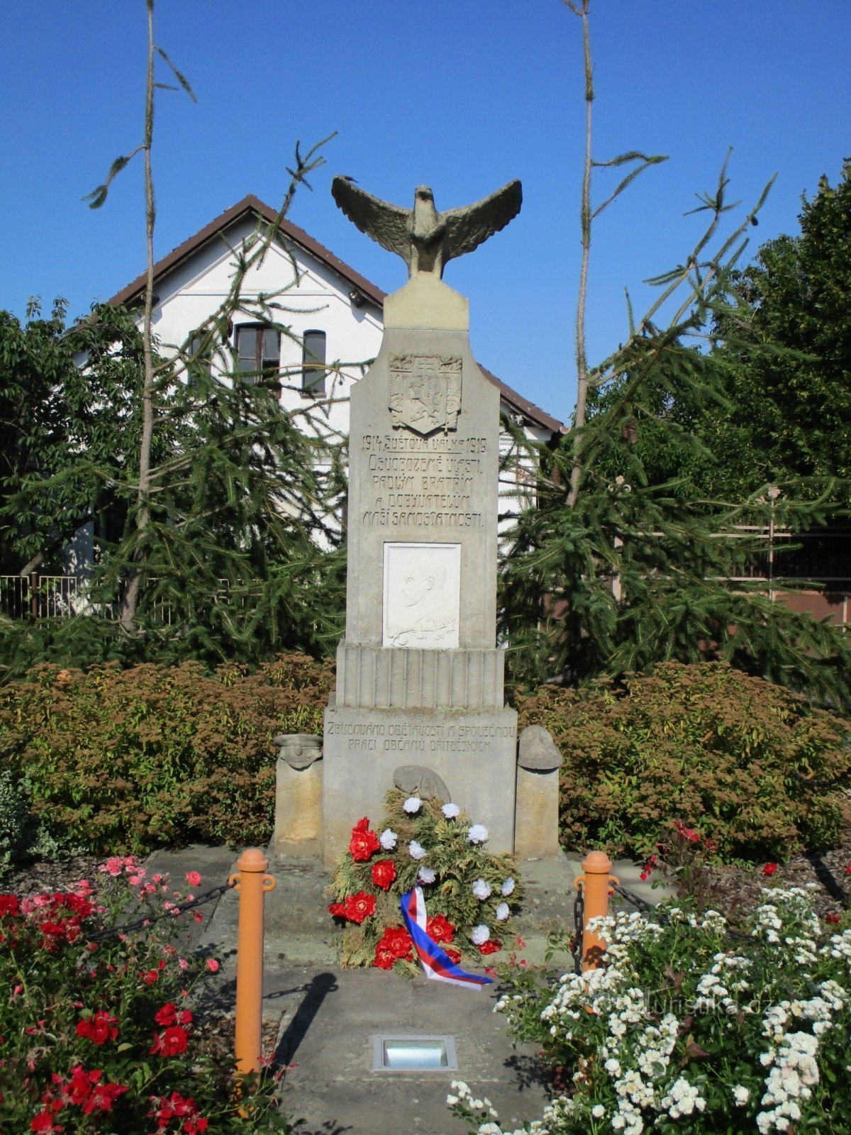 Monument voor degenen die zijn omgekomen in de Eerste Wereldoorlog (Dríteč)