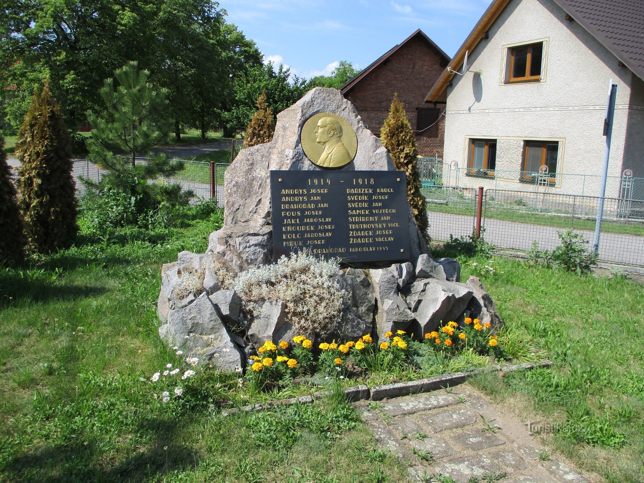 Monumento a los caídos en la Primera Guerra Mundial (Slavětín nad Metují)