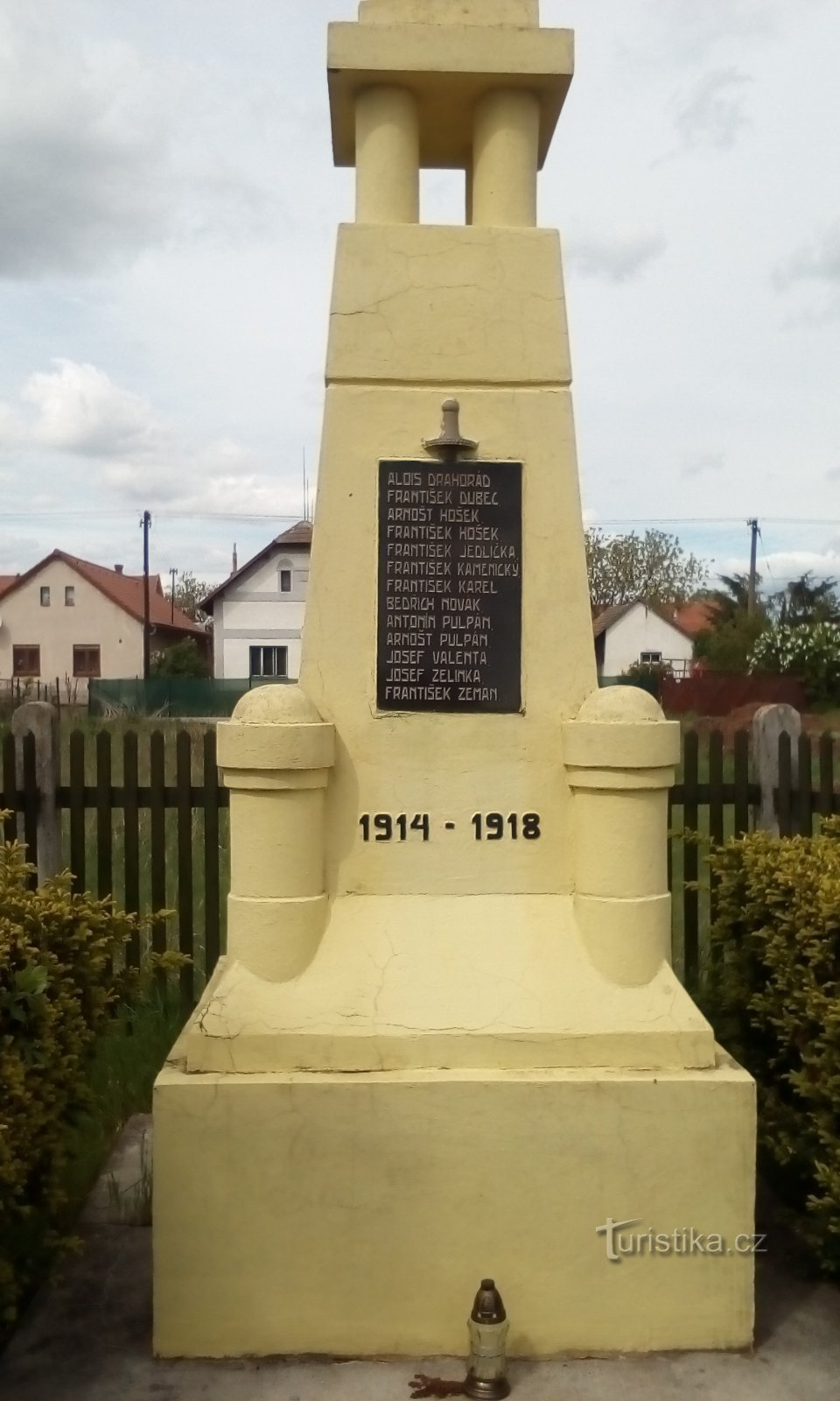 Monument for de faldne i Kunětice