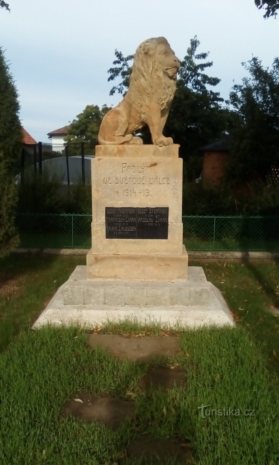 Monument voor de gevallenen in Němčice