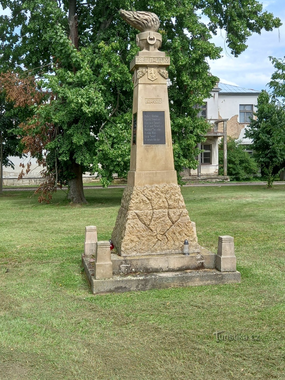 Monument for de faldne i Osice
