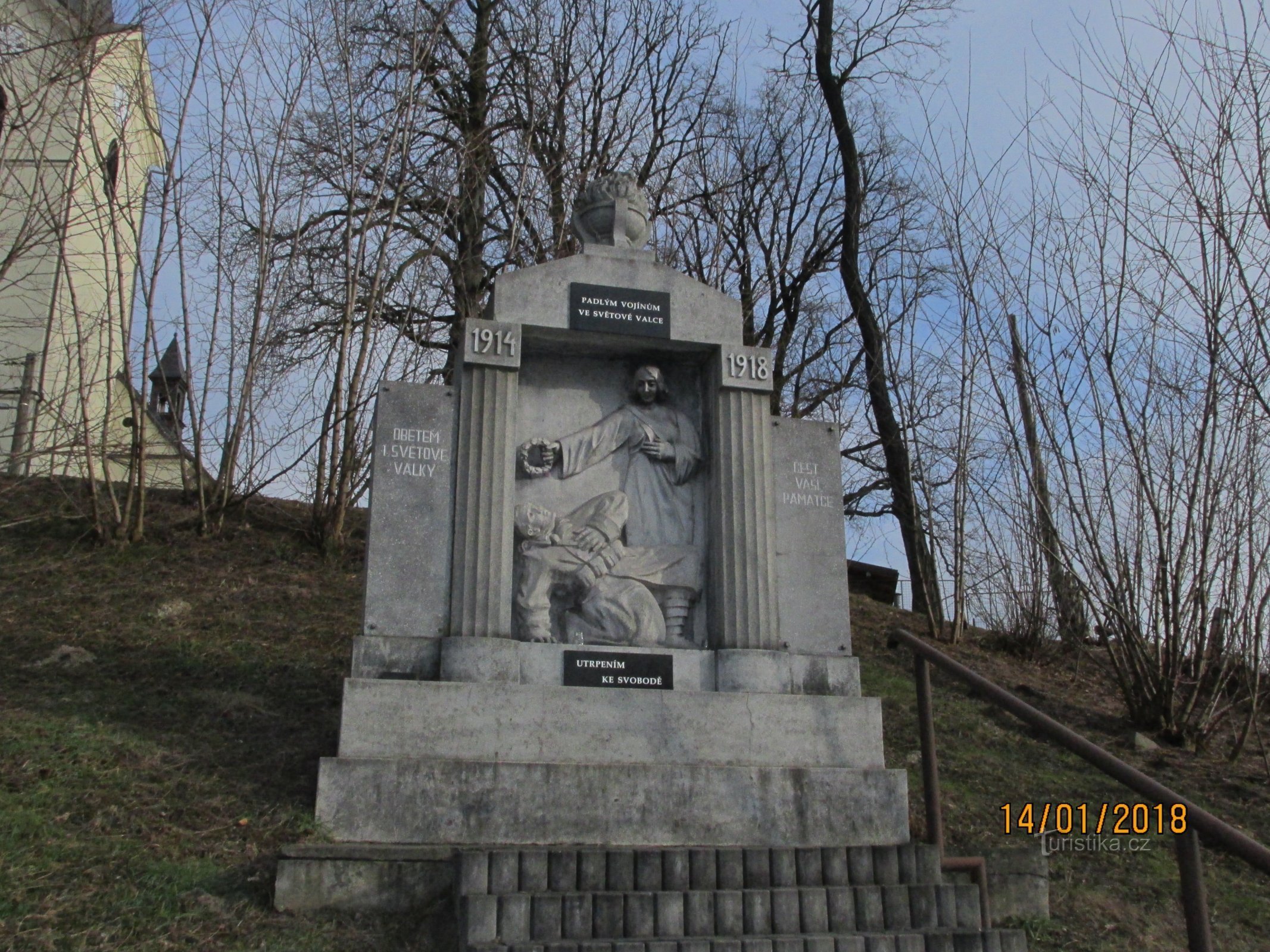 Denkmal: Für gefallene Soldaten im Weltkrieg