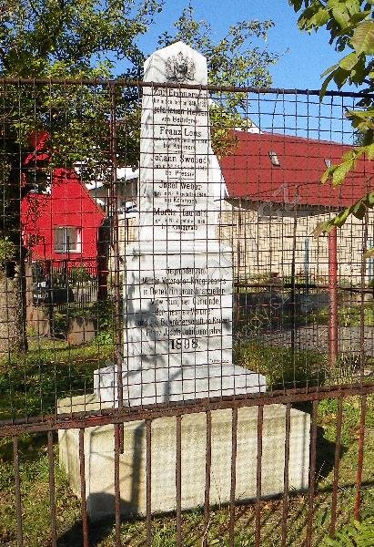 pomník padlým z let 1848 a 1866