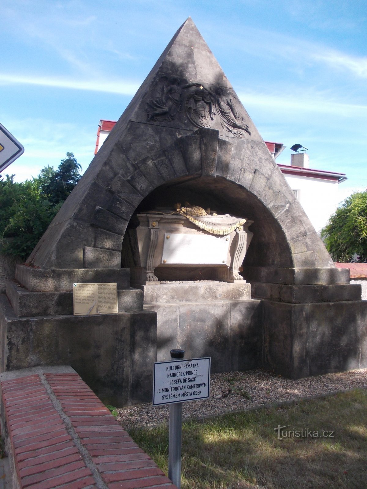 monumento do Príncipe Joseph de Saxe