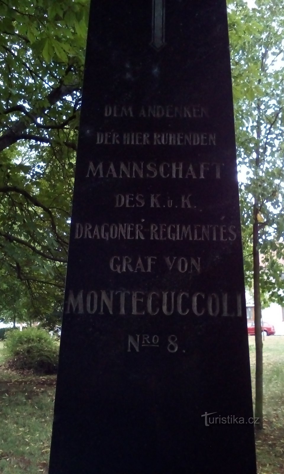 Monument till medlemmar av greve Montecuccolis 8:e dragonregemente