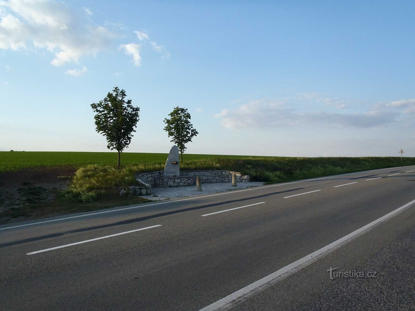 Monument till österrikiska artillerister - 25.5.2012/XNUMX/XNUMX