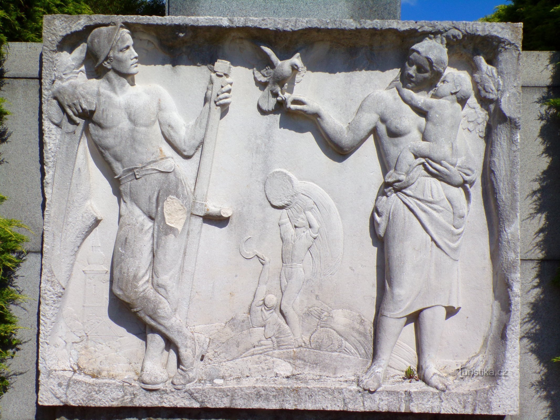 Μνημείο της εξέγερσης των αγροτών το 1775 (Chlumec nad Cidlinou, 2.7.2022 Ιουλίου XNUMX)