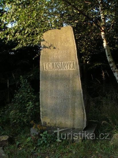 Il monumento TGM in direzione di Nad Oznicí: Il monumento TGM in direzione di Nad Oznicí