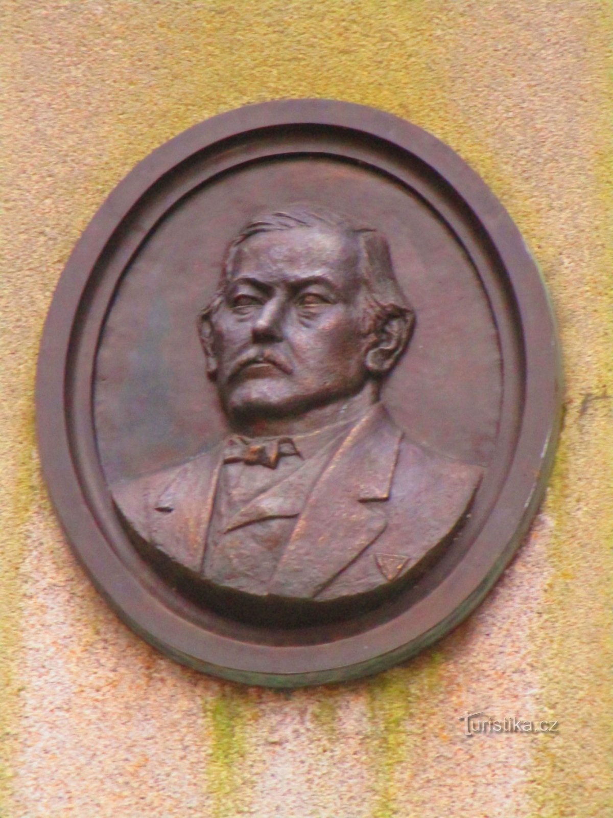 Pomnik Václava Bubeníka (Pardubice, 12.1.2022)