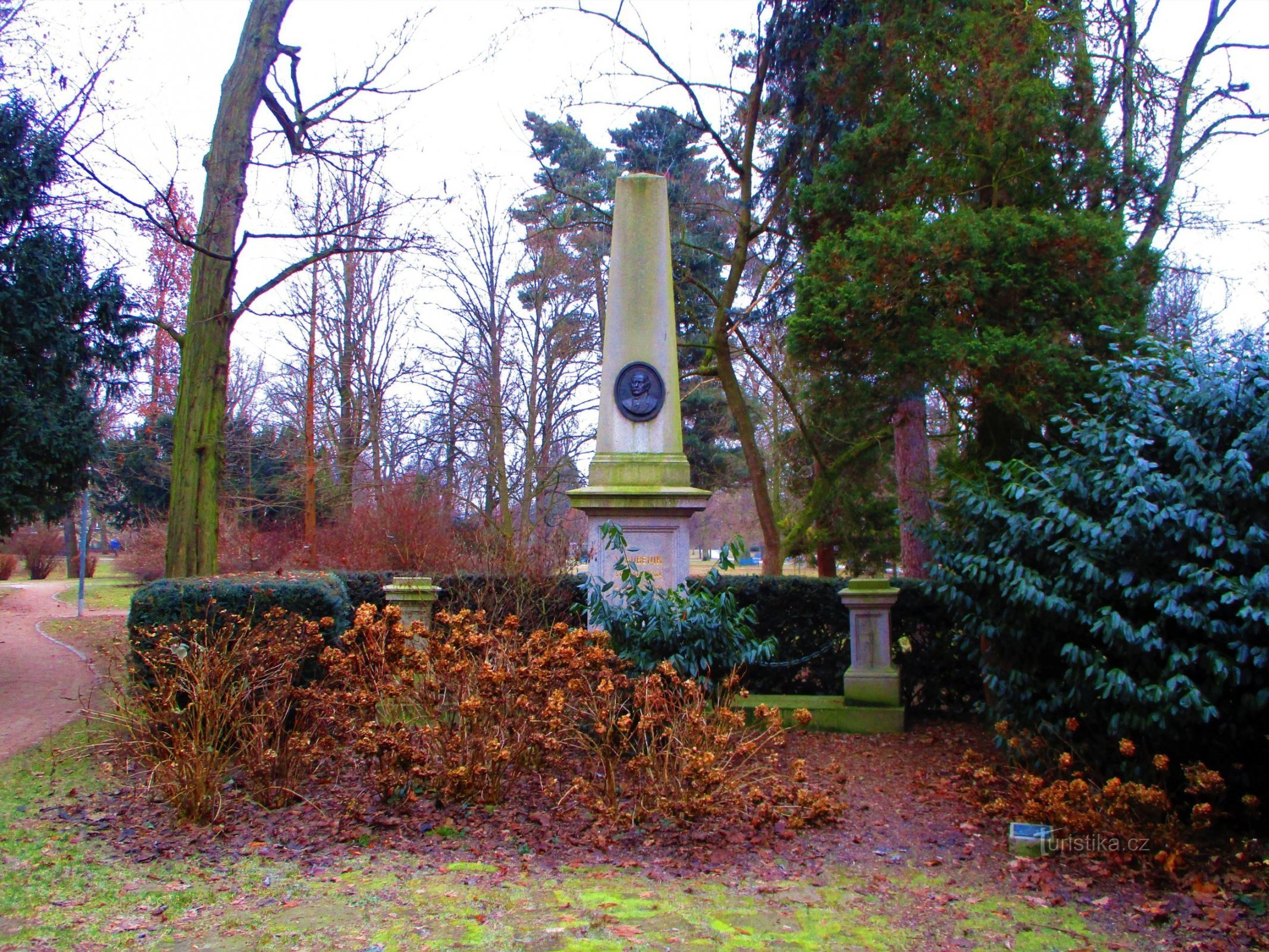 Václav Bubeník emlékműve (Pardubice, 12.1.2022.)