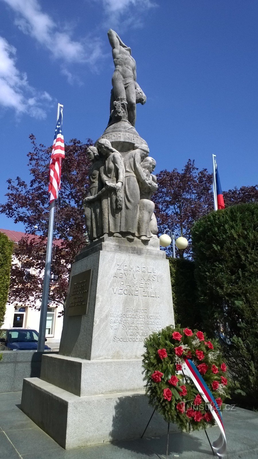 Monumento às vítimas da guerra.