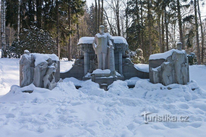 Vincenzo Priessnitz-monument