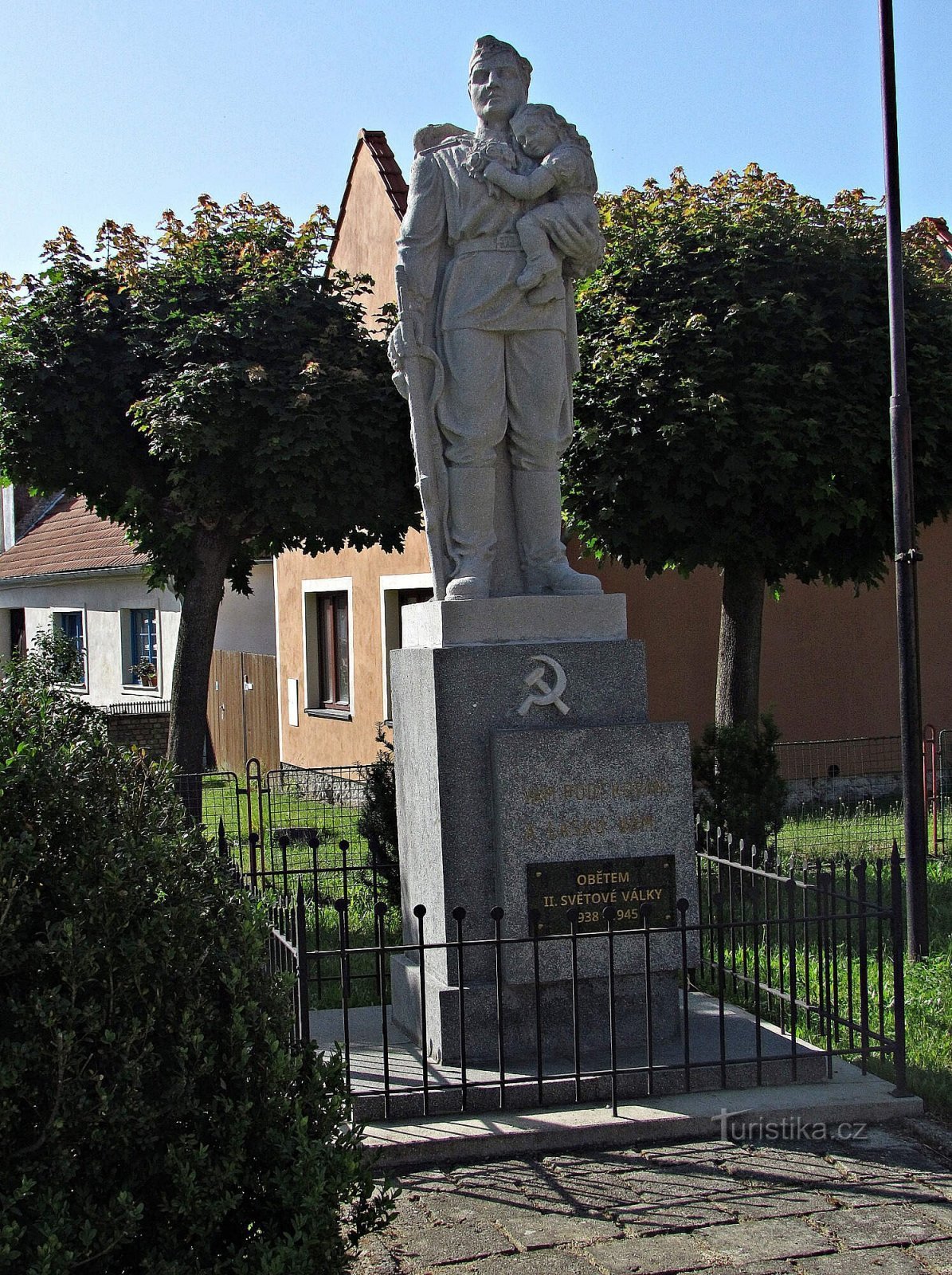 monument till soldater från Röda armén