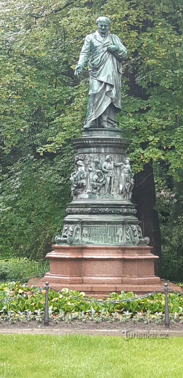 Monument to Vojtěch Lanna