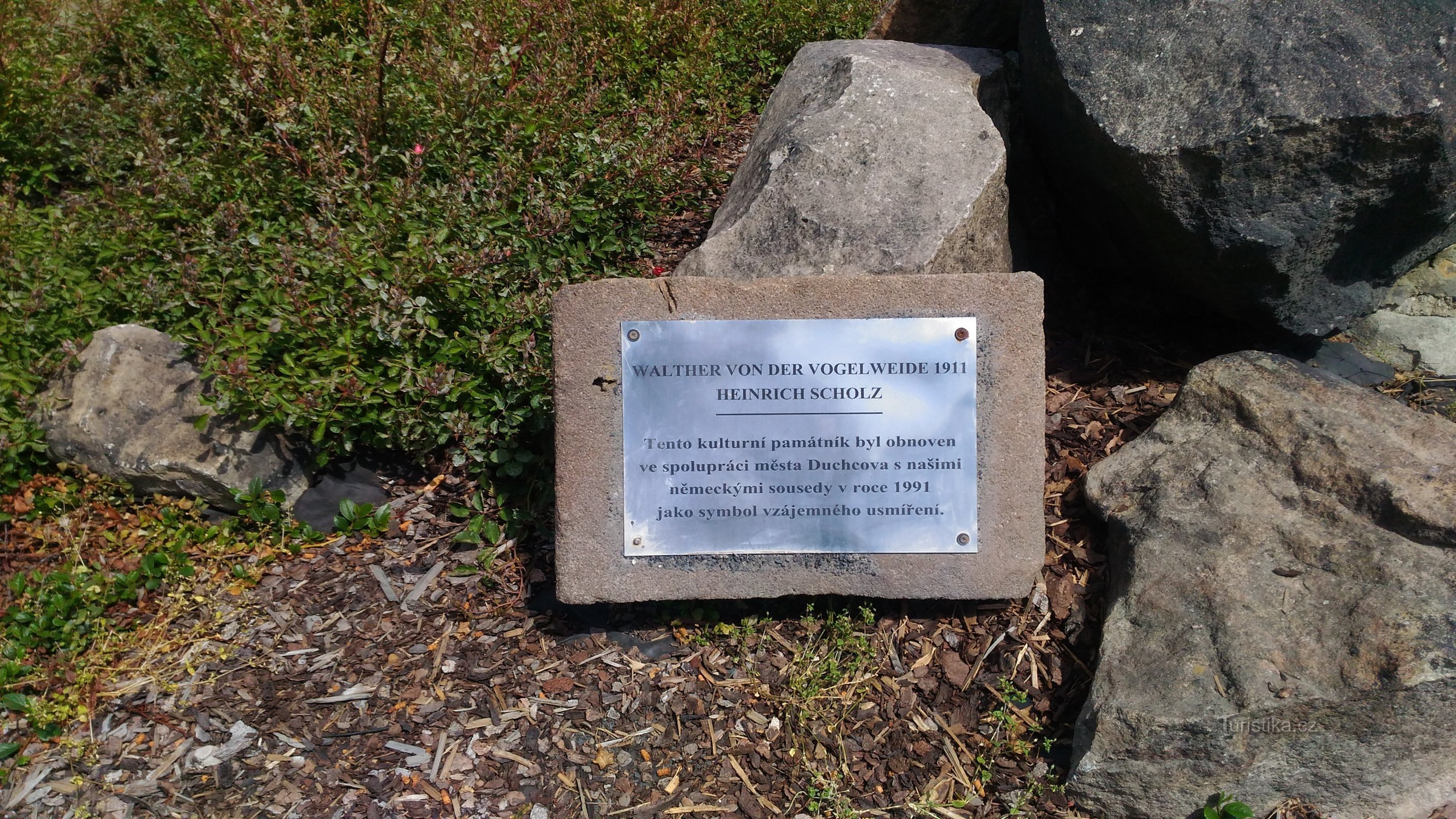 Monument til Walther von der Vogelweide.