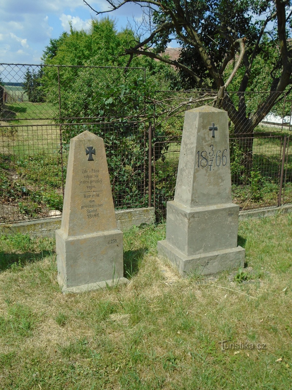 Monuments to those who died in the Prussian-Austrian War of 1866 (Rosnice)
