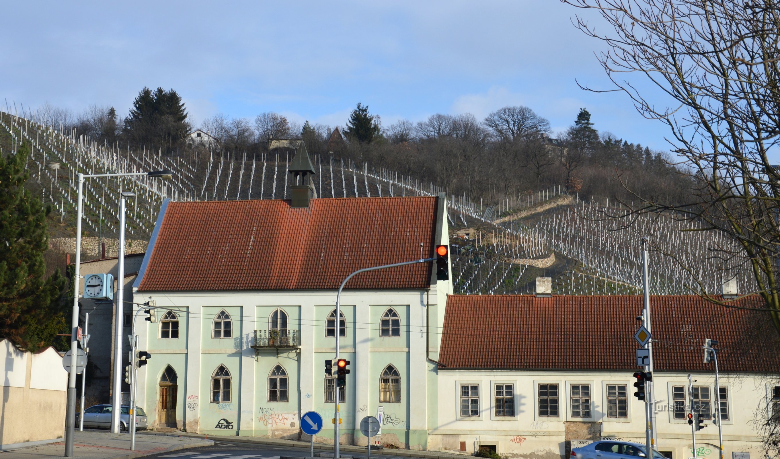 Smetnjak, baročna in klasična stavba