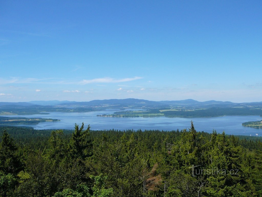 Nous vous conseillerons sur la façon d'économiser sur les attractions touristiques pendant les vacances d'été à Lipno