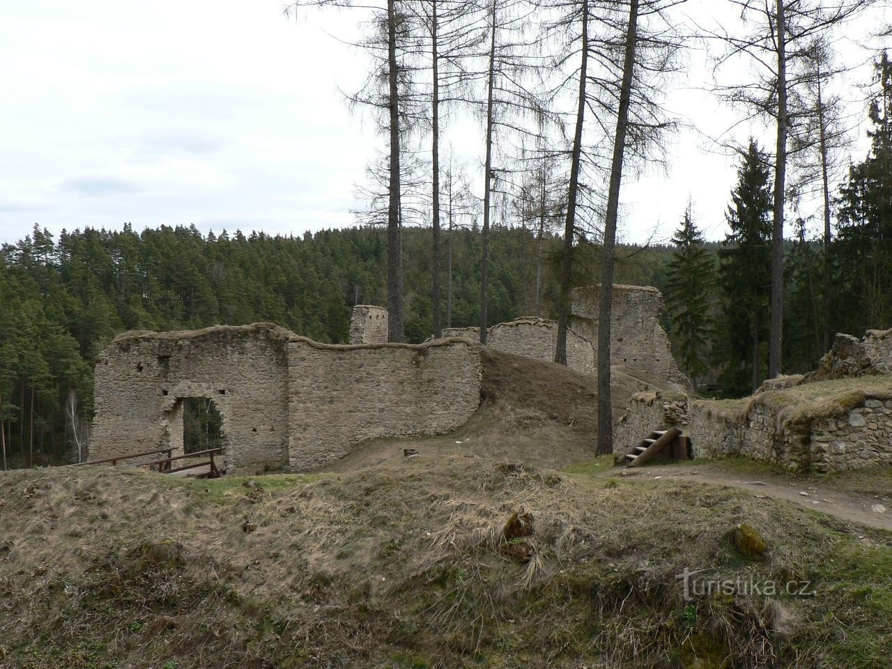 Pořešín, parte sul do castelo