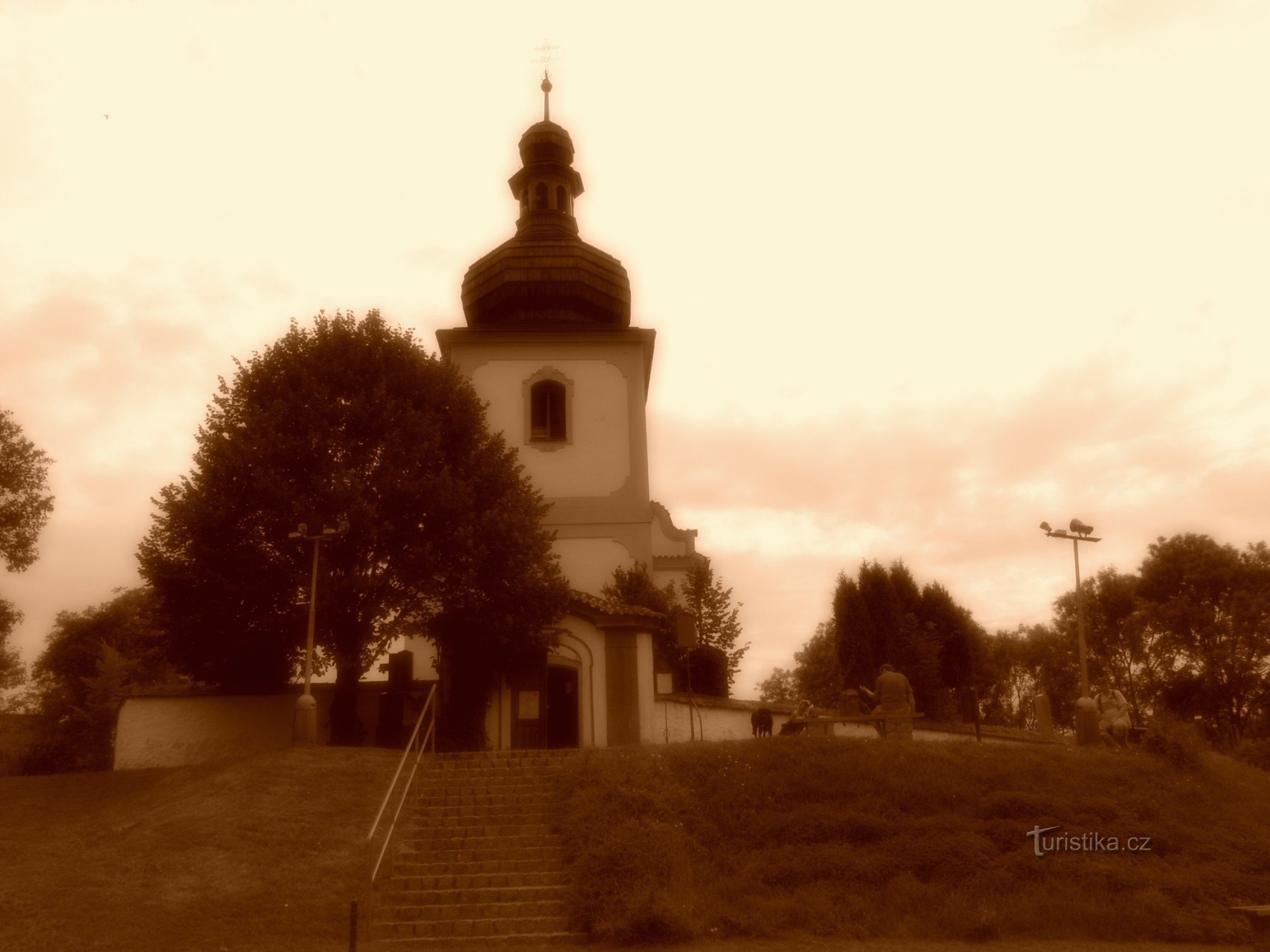 Stawiam wokół trzech ruin do Kormorana, żeby popływać