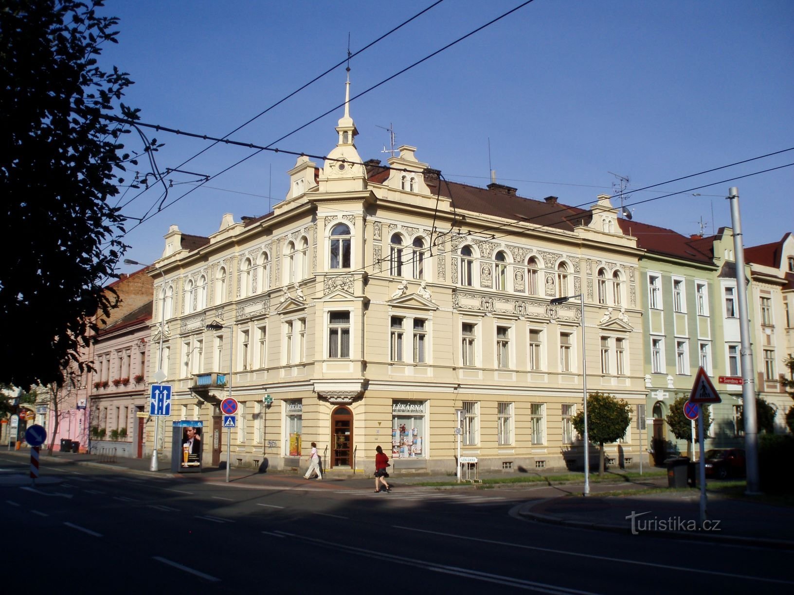 Pospíšilova třída čp. 390 (Hradec Králové, 27.7.2010)