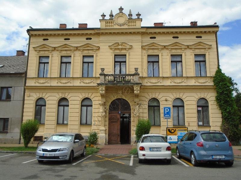 pošta - bývalá záložna