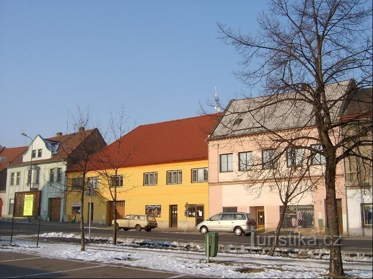 Postoloprty: Byen Postoloprty ligger på bredden af ​​Ohře-floden på en vigtig vejrute