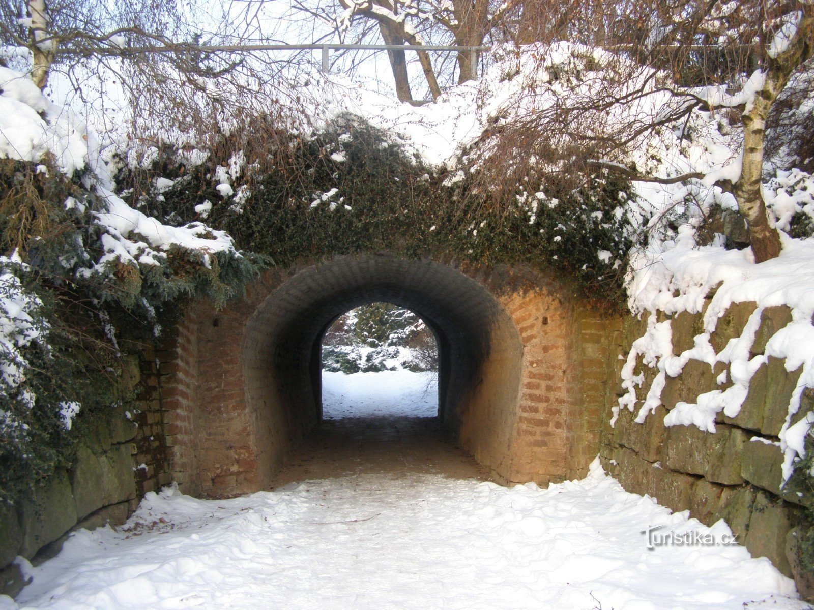 Poterna in Jiráský sady