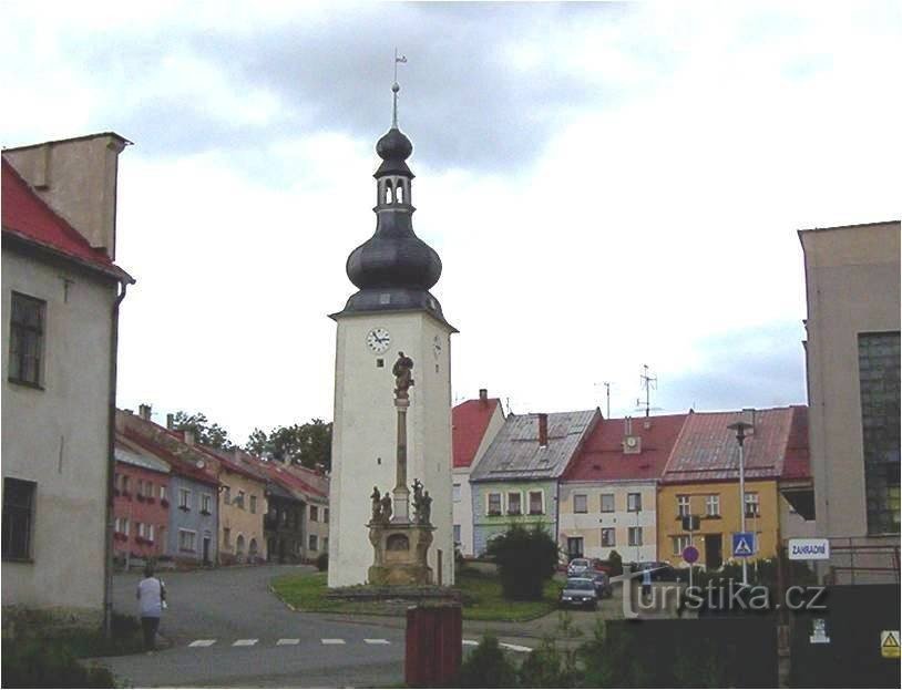 Potštát-Bočkovo náměstí do castelo-Foto: Ulrych Mir.