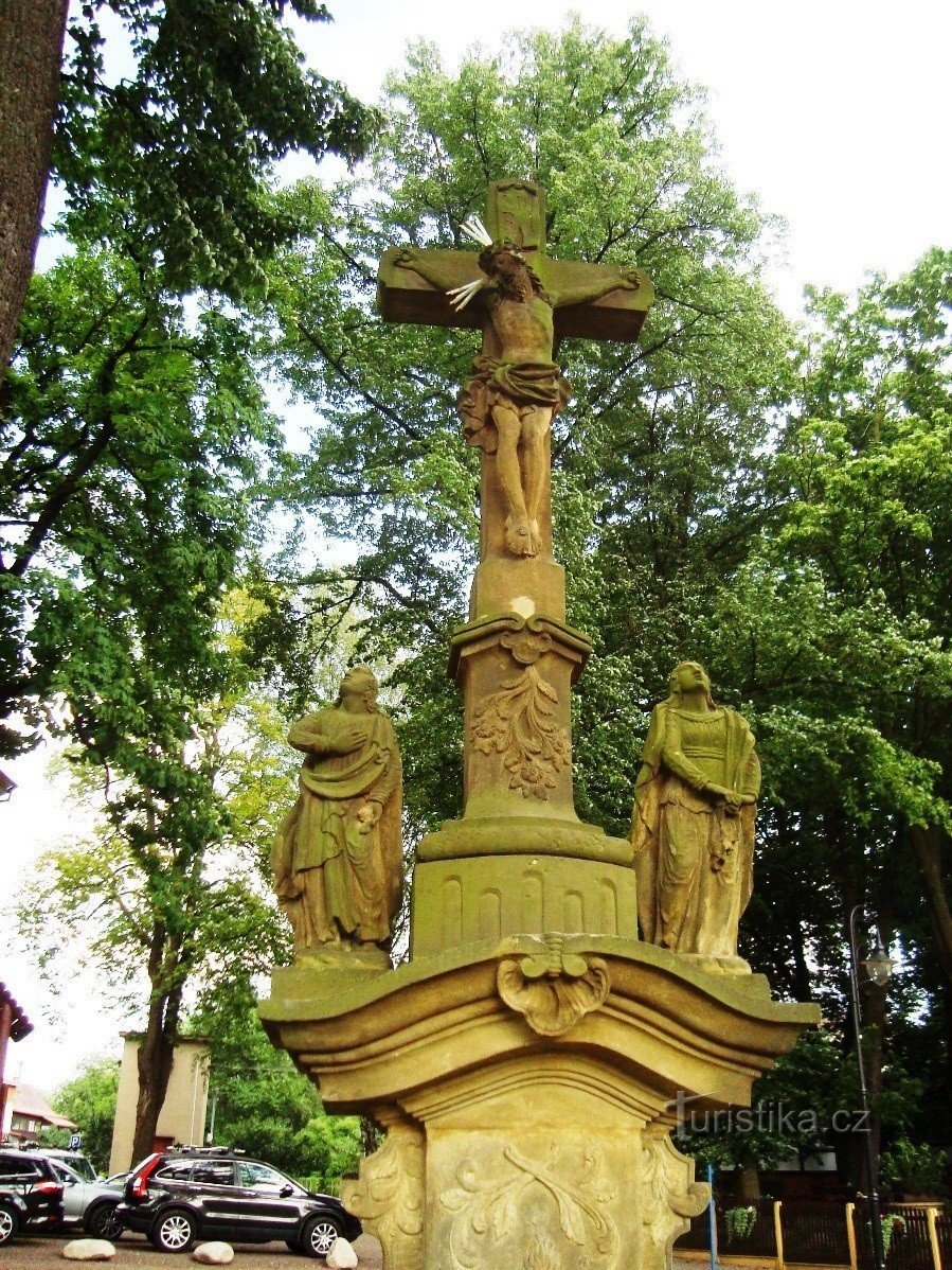 Potštejn-korsa Golgata vid kyrkan St. Lawrence-detalj-Foto: Ulrych Mir.