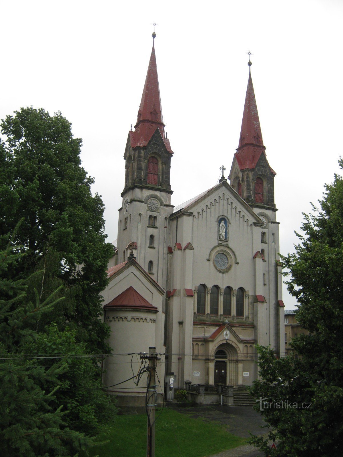 Poutní kostel Panny Marie Pomocnice křesťanů povýšený na baziliku minor v Jiříkově