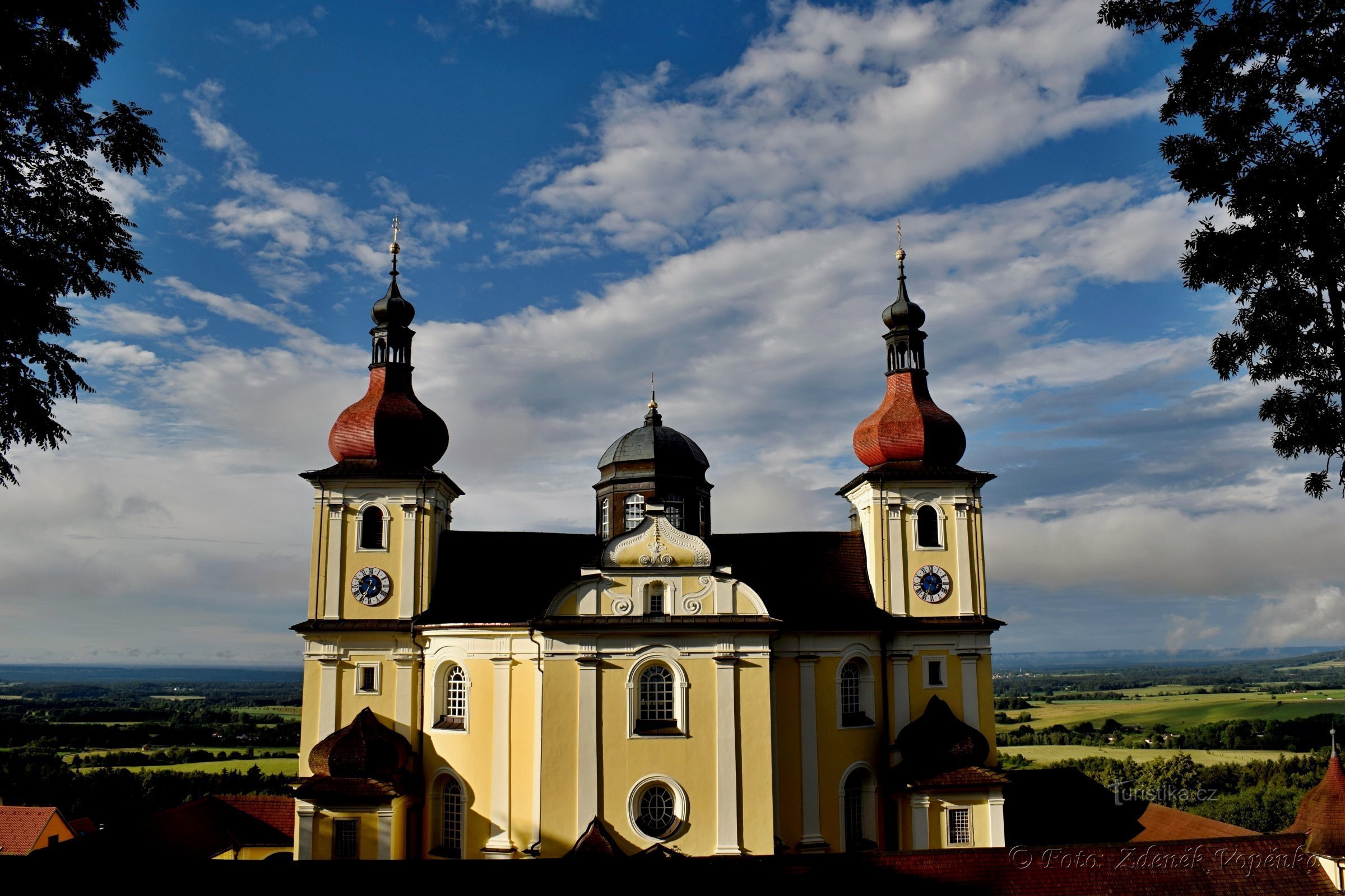 Wallfahrtskirche in Dobrá Voda.