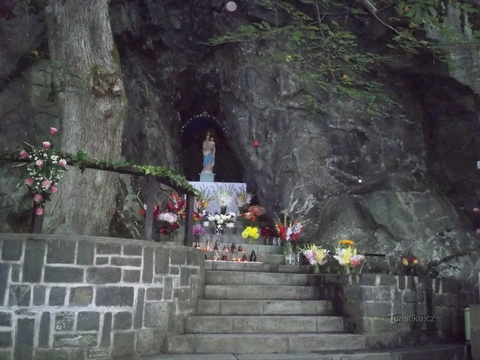 Wallfahrtsort Unserer Lieben Frau im Felsen