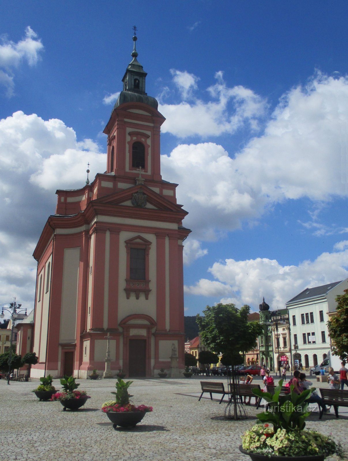 Laat-barokke kerk van St. Johannes de Doper in Hranice