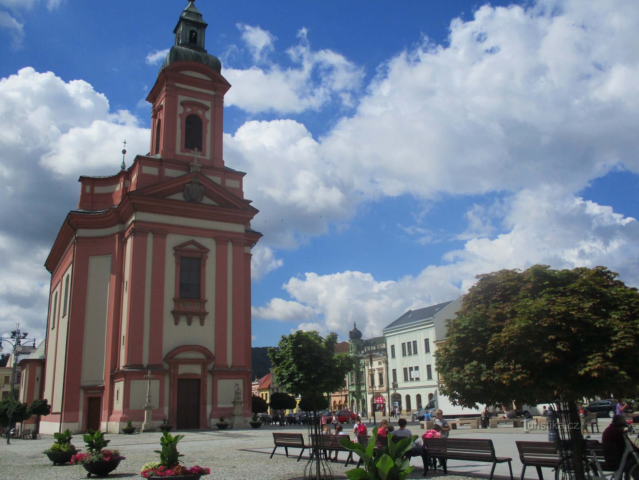 Spätbarocke Kirche St. Johannes der Täufer in Hranice