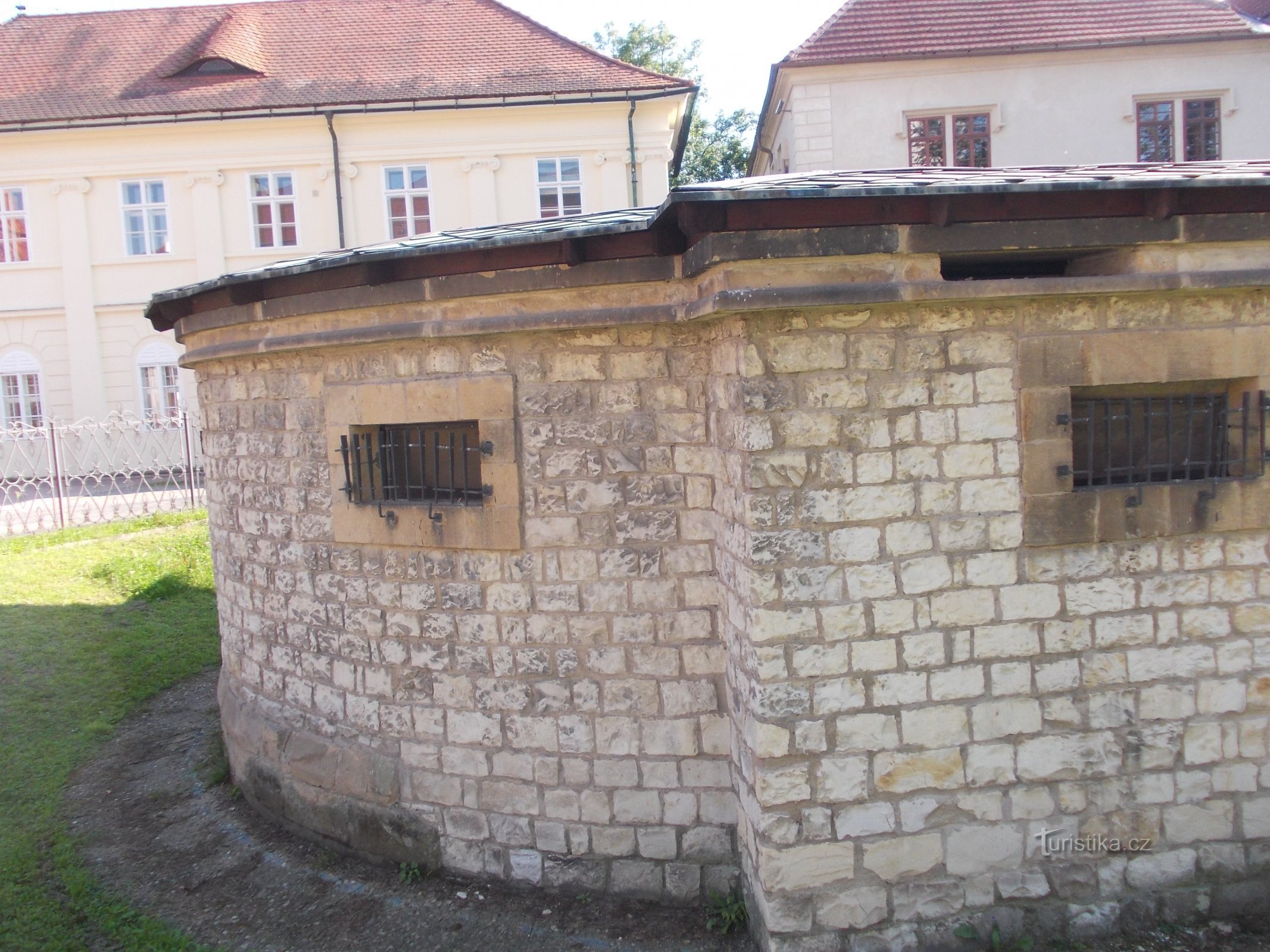 Reste einer romanischen Basilika