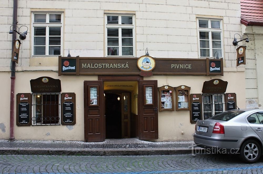 Praga - Cihelná - pub Malostranska