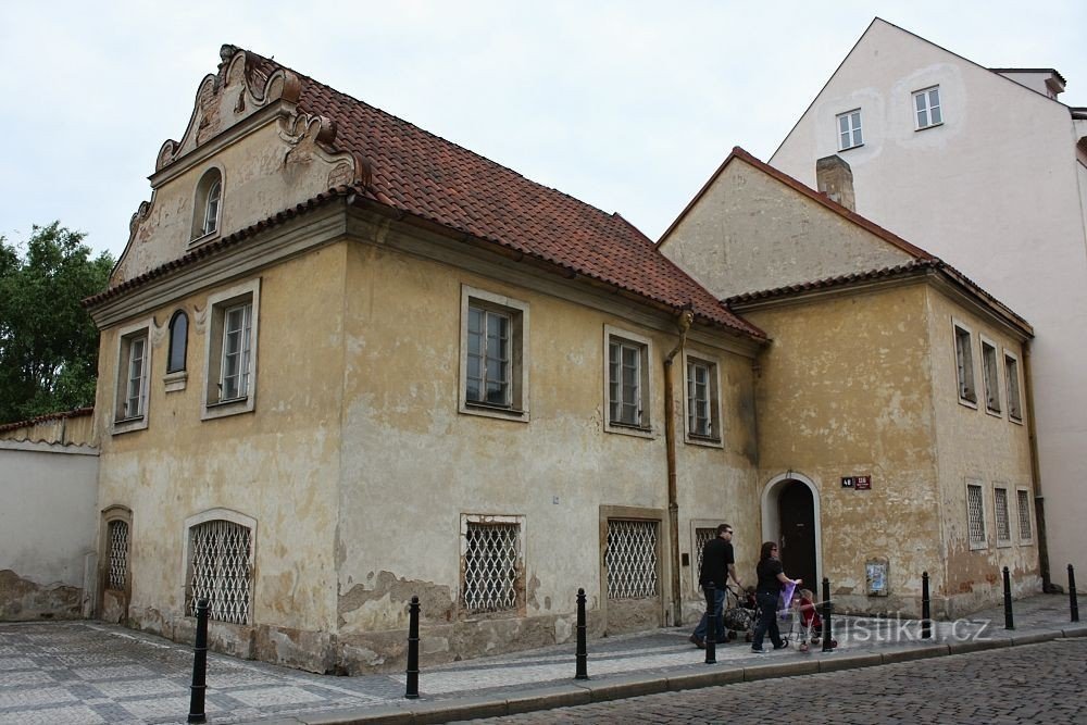 Prag - Kuća U bílé botky