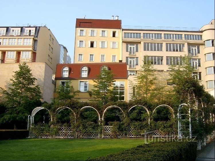 Prague - Franciscan garden