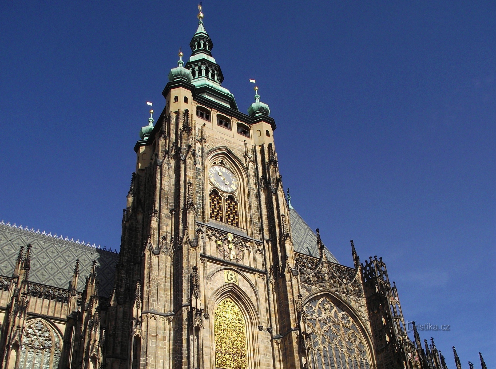 Praga - turnul clopotniță al catedralei Marele Turn de Sud (Castelul Praga)