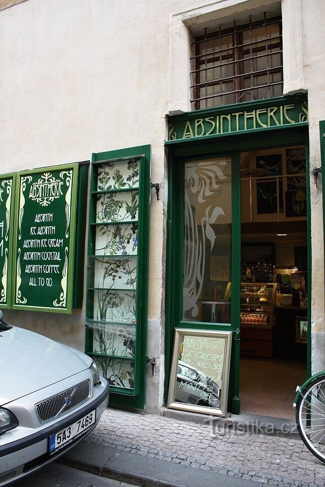 Praga – Muzeum Absinthe i Absintheria...