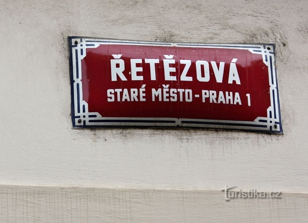 Прага - Ретезова