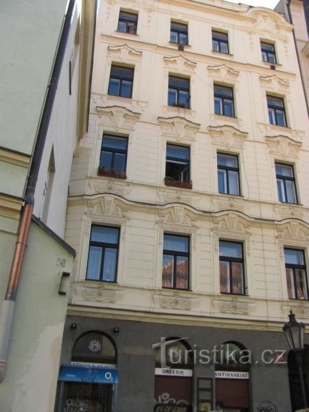 Prague, Staré Město - Maison U Bílé růže