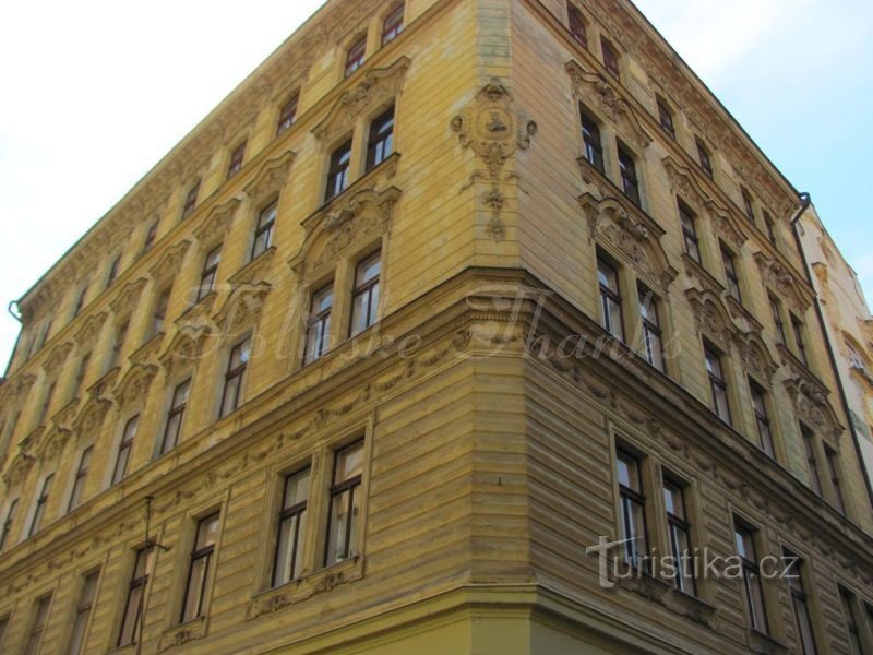 Praga, staro mestno jedro - hiša U Zlaté hvězdy