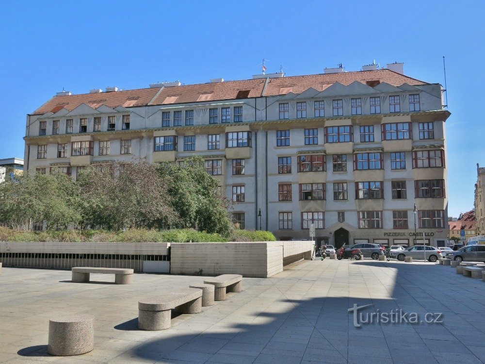 Praha (Staré Město) – kubistické Učitelské domy
