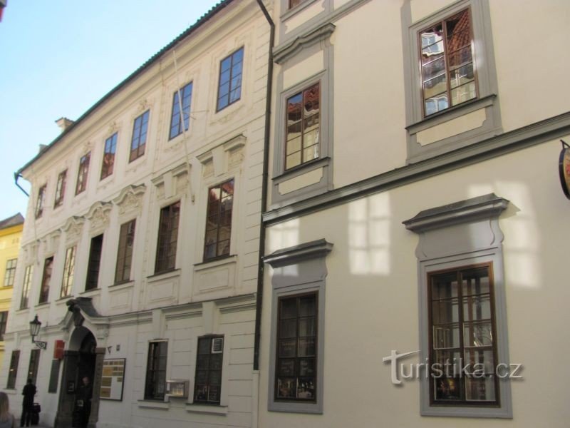 プラハ、旧市街 - 聖ヴァーツラフ神学校