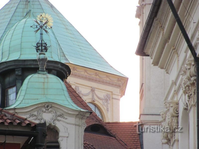 Prag, Stari grad - Vlašská kaple Uznesenje Djevice Marije