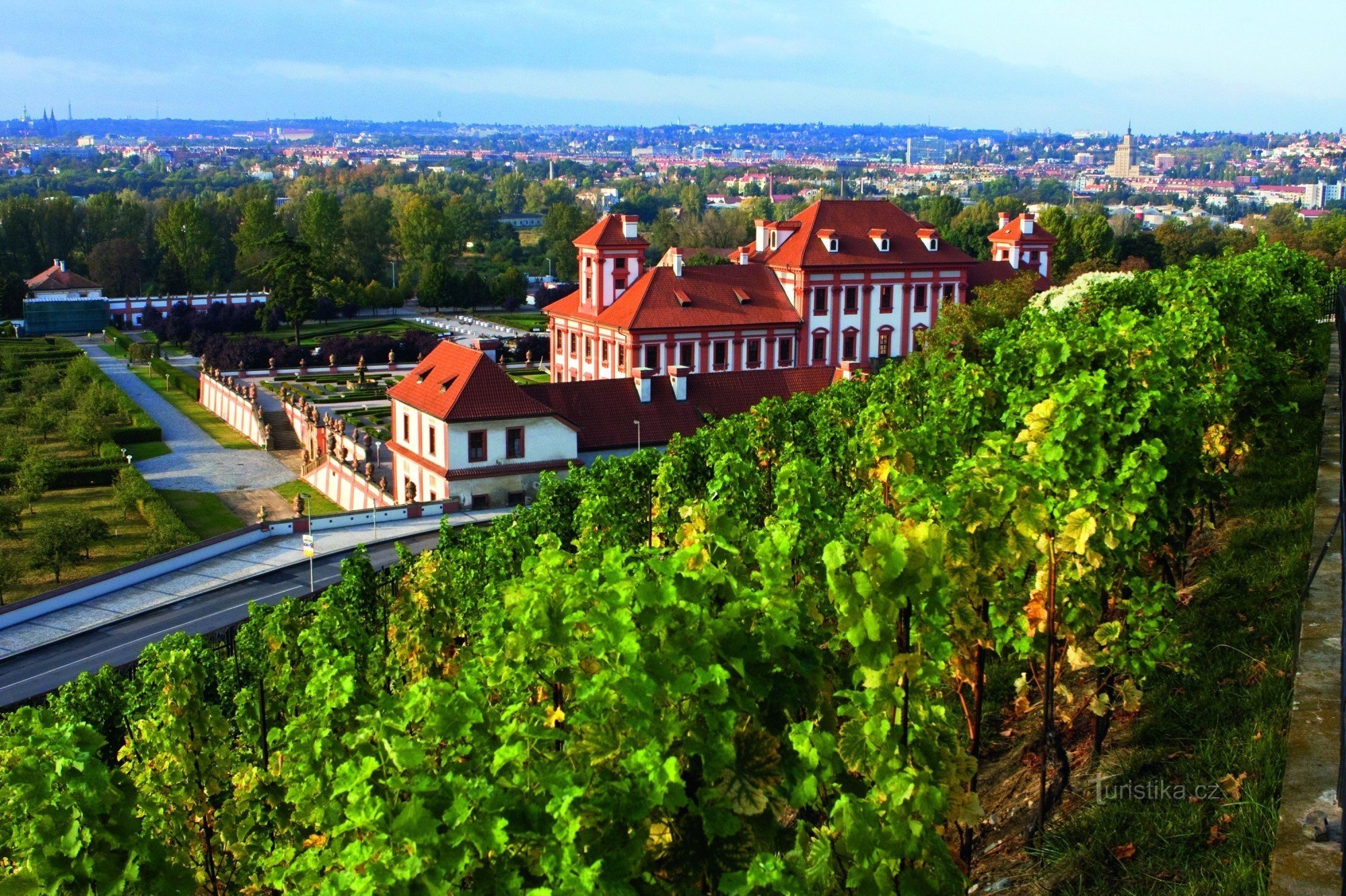 Praga Troja: vinhedo de St. Clary