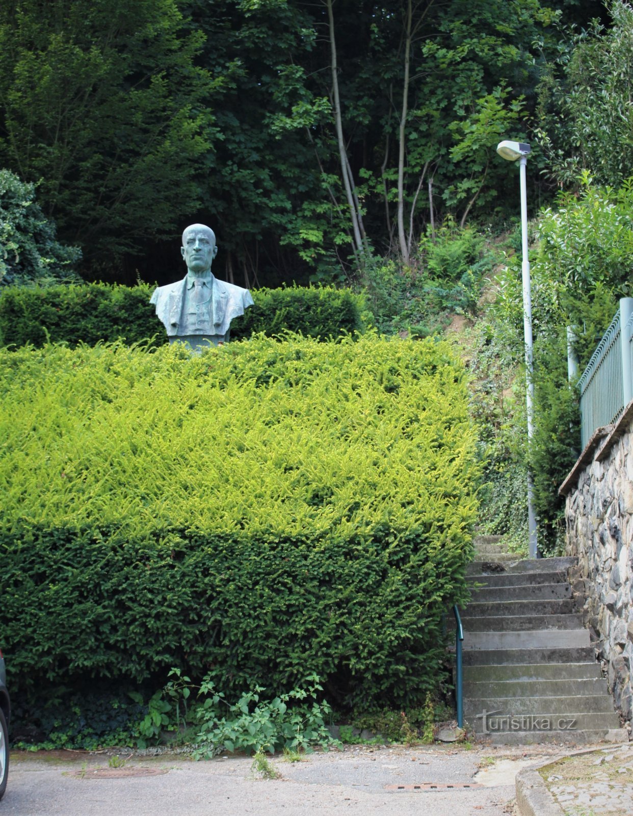 Praga-Zbraslav - monumento a Vladislav Vančura