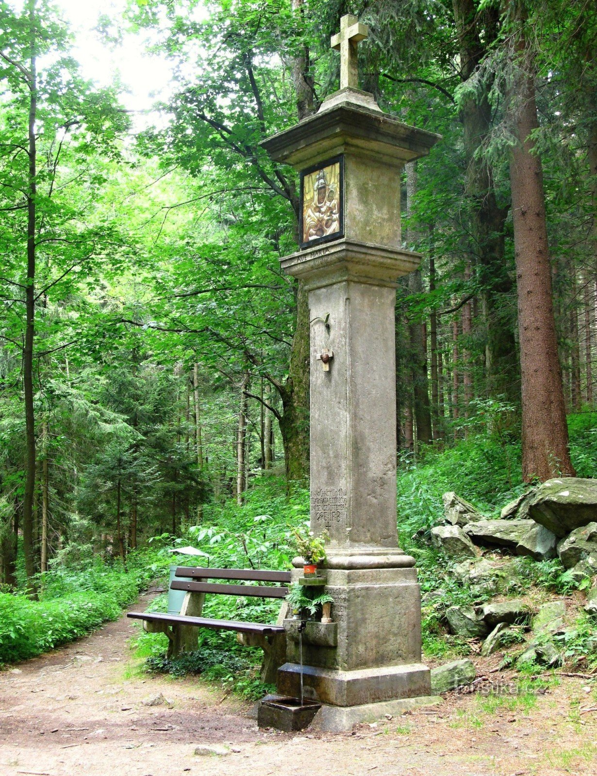 Frühling unter dem Kloster